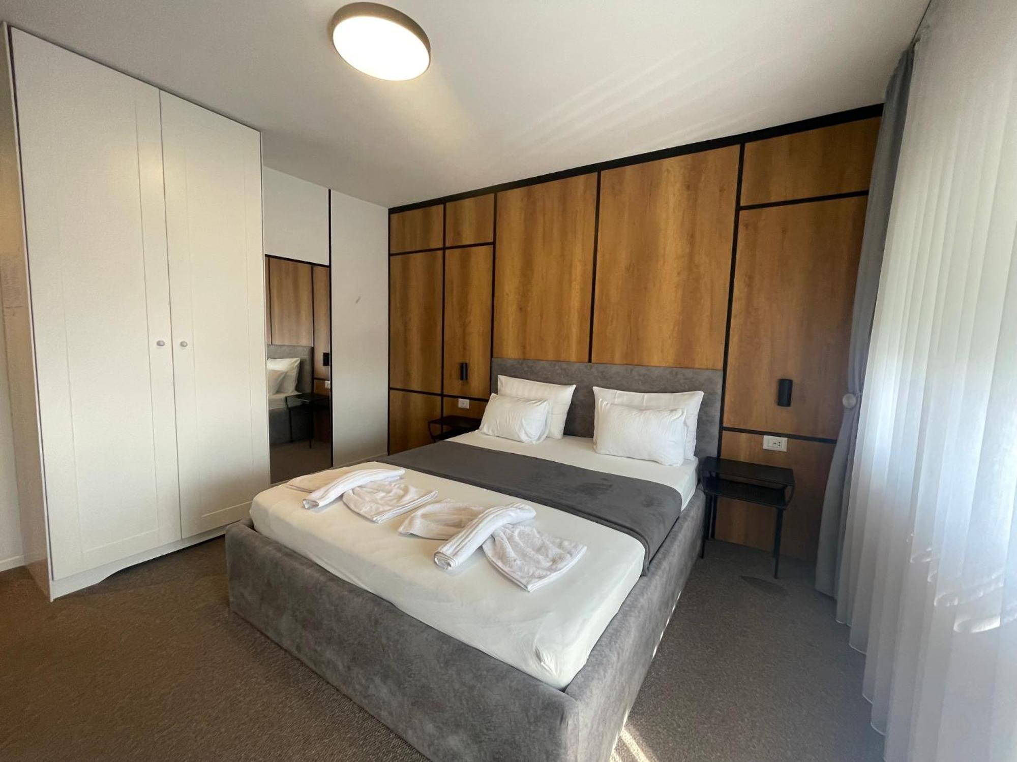 New Prishtina Luxury Rooms Пристина Екстериор снимка